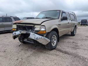 lot 7683 image: 1999 Ford Ranger XLT - VIN 1FTYR14X7XTA81531