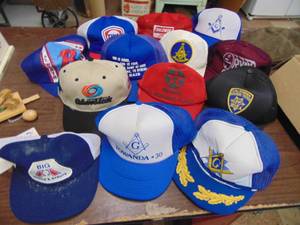 lot 2930 image: 10 Vintage BallTrucker Caps