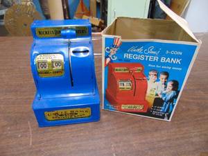 lot 2945 image: Vintage Register Bank - Box top is off