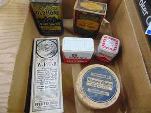 lot 2970 image: Miscellaneous Tins and Boxes