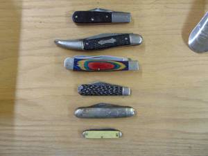 lot 2976 image: 5 Pocket Knives