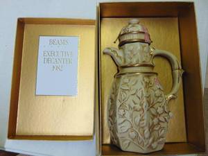 lot 2996 image: Jim Beam Whiskey Decanter