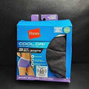 lot 296 image: Hanes Cool Dri Womans Tagless Boy Briefs Size 5 Small (3-pack)