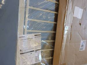 lot 5170 image: walk thru baby gate