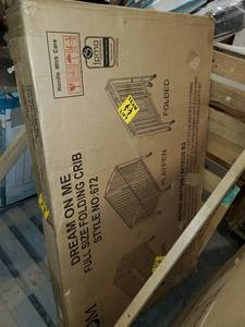 lot 3052 image: Dream On Me Full Size Folding Crib