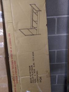 lot 7821 image: QUEEN RAILS -PLATINUM