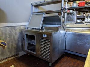 lot 5006 image: Kairak Prep Table KBP-46S