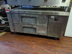 lot 5020 image: True TRCB-48 Chef Base w (2) Drawers