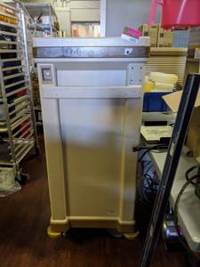 lot 5022 image: Portable Meal Cart, Contents Not Included
