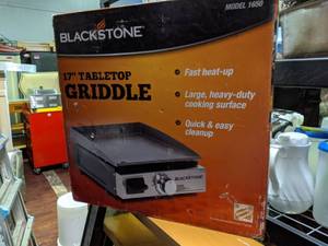 lot 5082 image: Blackstone 17 Inch Propane Fueled Table Top Griddle Model 1650 12,000 BTUS
