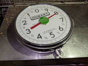 lot 5126 image: Hobart PR30-1 Hanging Dial Scale w 30 lb x 1 oz Capacity, Does Not Come With Pan