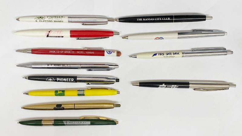 lot 3586 image: Vintage Advertising Ink Pen Collection