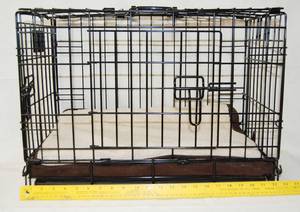 lot 6988 image: Metal Animal Crate w Handles    (For Dogs, Cats, etc..........) CLEAN