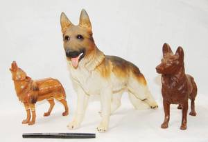 lot 6994 image: 3 Collectible German Shepherd Figurines