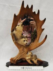 lot 8016 image: Antler,  Wolf w Mirror Decor.