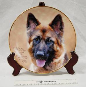 lot 2851 image: Limited-Edition,  German Shepherd Plate w Stand  Eyes of Love  Plate #  J1446   The Danbury Mint