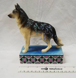 lot 2852 image: German Shepherd Decor.  (Jim Shore  V4006934 Schultz  Heartwood Creek 2006)