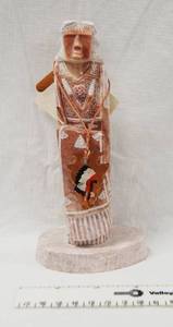 lot 2864 image: Alabaster Sculpture  (Certificate of Authenticity)