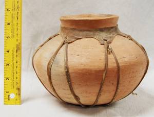lot 2884 image: Western Style Vase