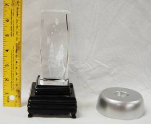 lot 2898 image: Wolf Glass w 2 Stands,  Lights up threw Glass  Very Pretty