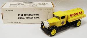 lot 4569 image: 1931 Signal International Tanker Bank Truck, with Locking Coin Bank w Key