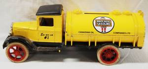 lot 4540 image: White Rose Gasoline, Die Cast Metal, Tanker, Locking Coin Bank wKey Great Christmas Gift