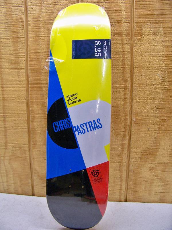 lot 1102 image: Chris Pastras 8.25 Stereo Skateboard
