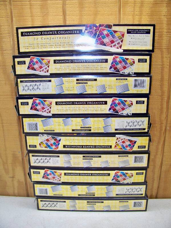 lot 1022 image: 10 Diamond Drawer Organizers