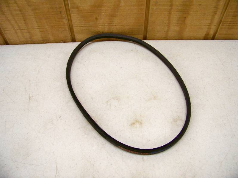 lot 1088 image: 250 Swisher T38 Kevlar Lawn Mower Belts