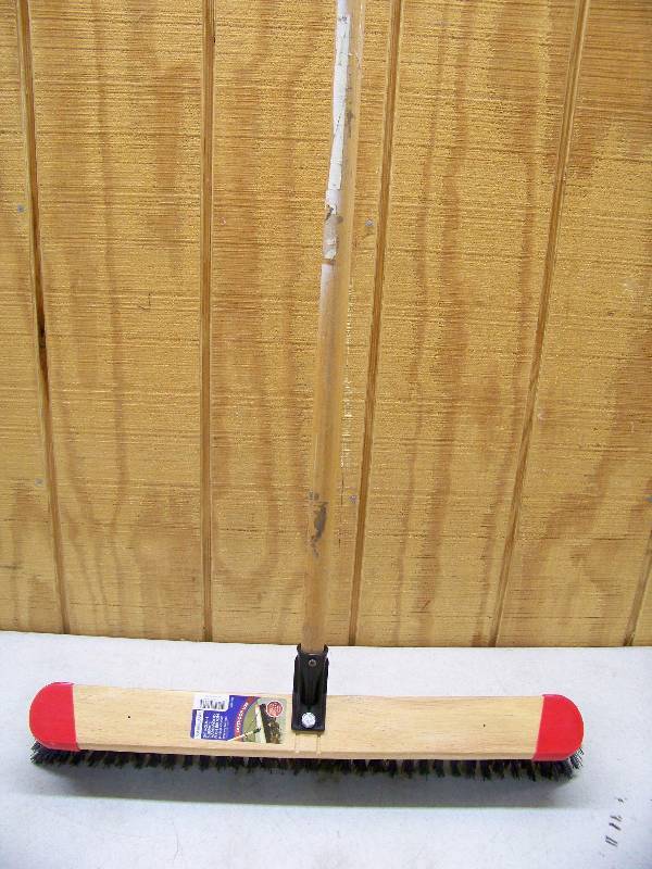 lot 1156 image: Summerland 24 Rough Surface Hardwood Push Broom