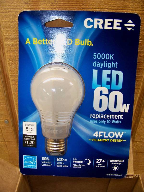 lot 1261 image: Case of 8 Cree 60 Watt 5000K Daylight LED Bulbs