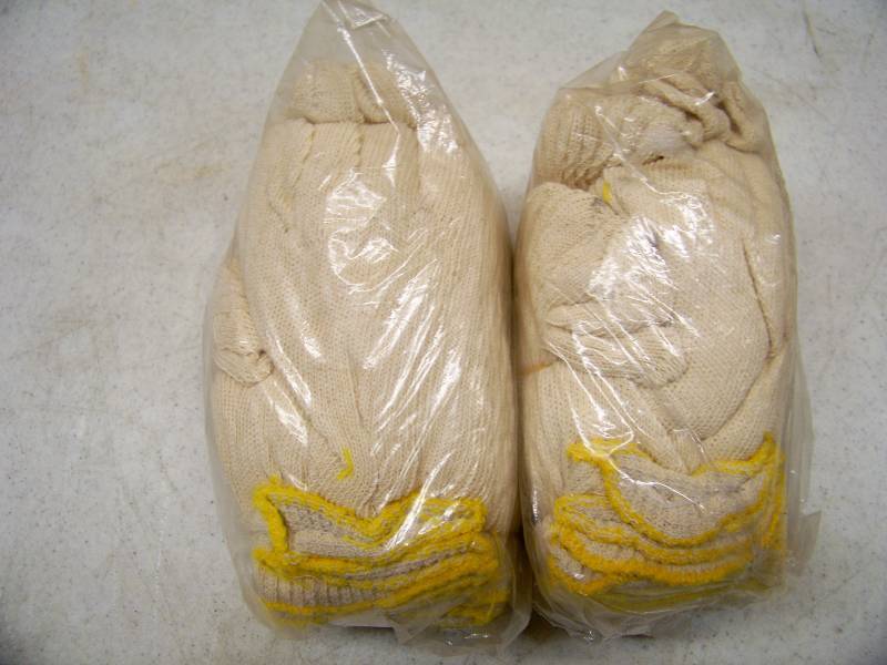 lot 1266 image: 2 Dozen Pair Work Gloves