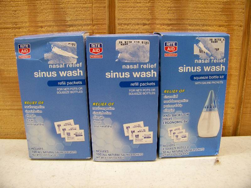 lot 1279 image: Rite-Aid Nasal Relief Sinus Wash