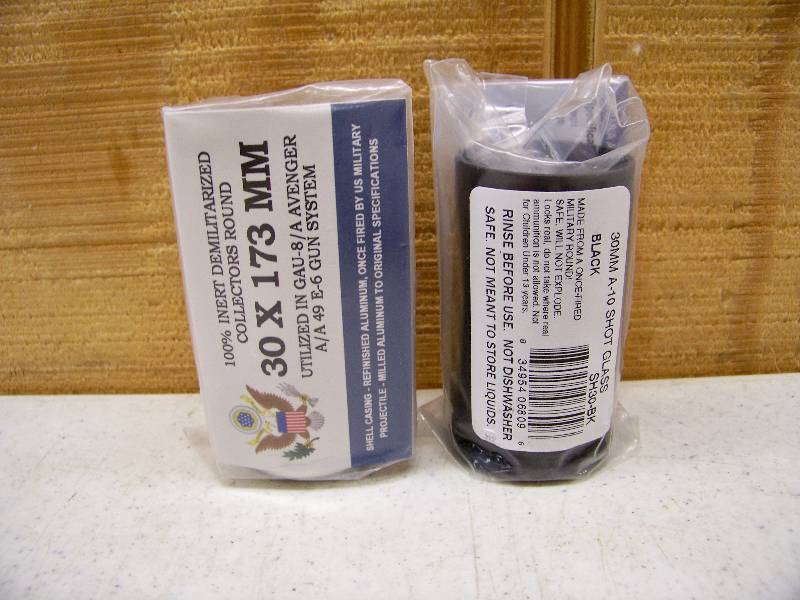 lot 1289 image: Pair of 30mm A-10 Shot Glasses