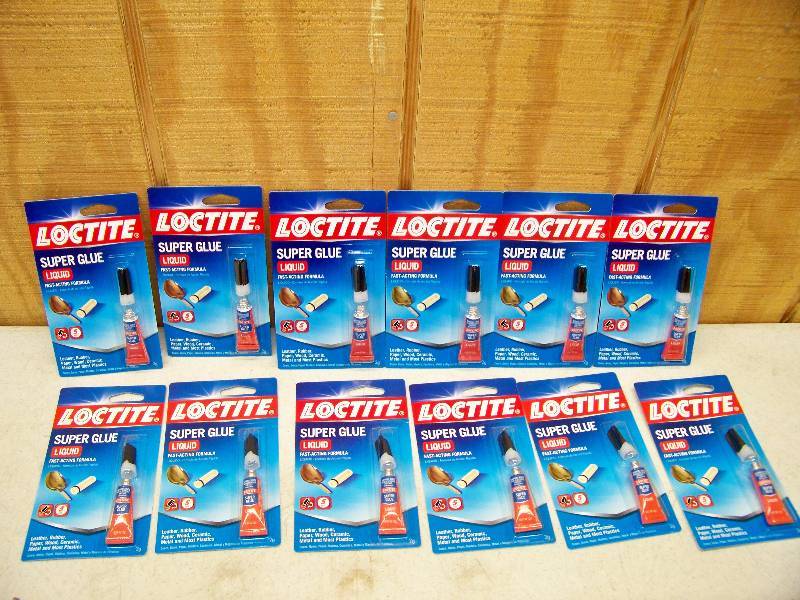 lot 1296 image: 12 Tubes Loctite Super Glue