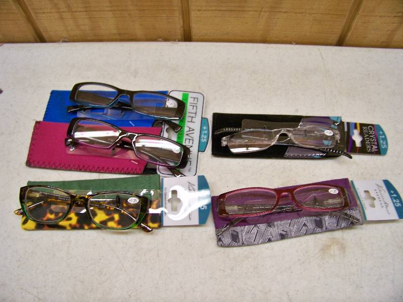 lot 1318 image: 5 Pair Reading Glasses