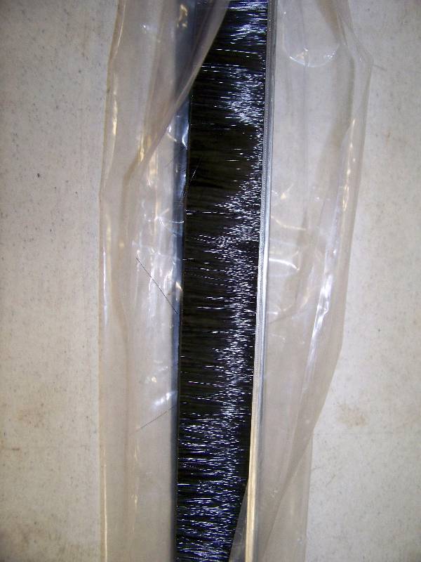 lot 1353 image: 2 Door Sweeps