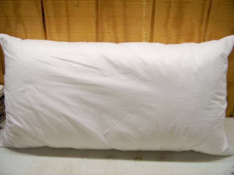 lot 1332 image: Envirosleep King Size Bed Pillow