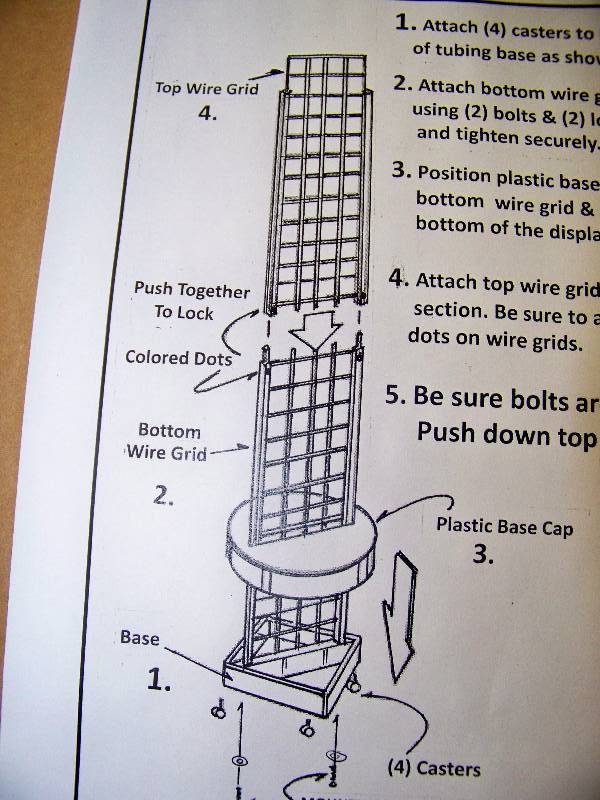 lot 1370 image: Rolling Wire Grid Display