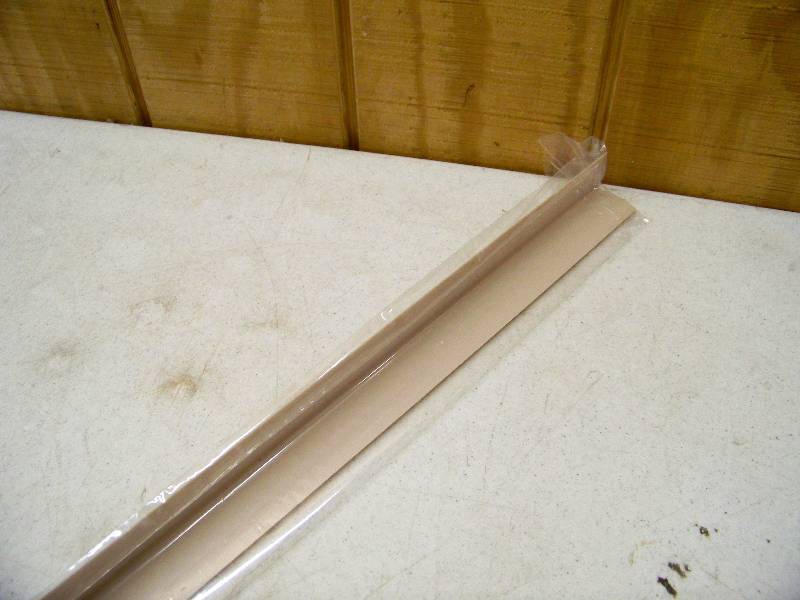 lot 1399 image: 2 Boxes of 20 Corner Guards