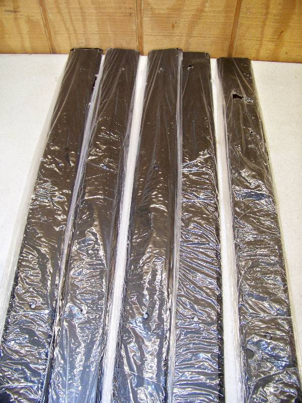lot 1400 image: Lot of 5 National Guard Thresholds for Fire Door