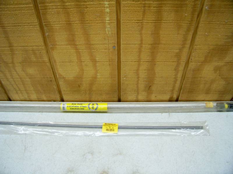 lot 1403 image: Gun Cleaning Rods