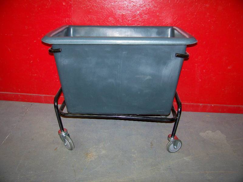 lot 1444 image: American Hotel Co. Laundry Cart