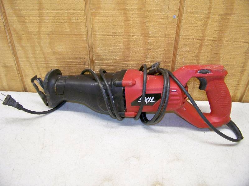 lot 1459 image: Skil Reciprocating Saw