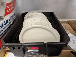 lot 3520 image: Oval Ceramic Plates