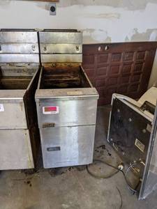 lot 3529 image: (2) Pitco Gas Frialator Fryer On Casters