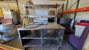lot 3537 image: Prep Table With Heat Lamps