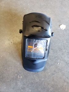 lot 4050 image: Lincoln Electric Co Welding Mask