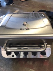 lot 4506 image: Char-Broil 5 Burner Gas Grill - Missing Pieces