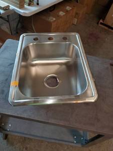 lot 3326 image: ProFlo Sink